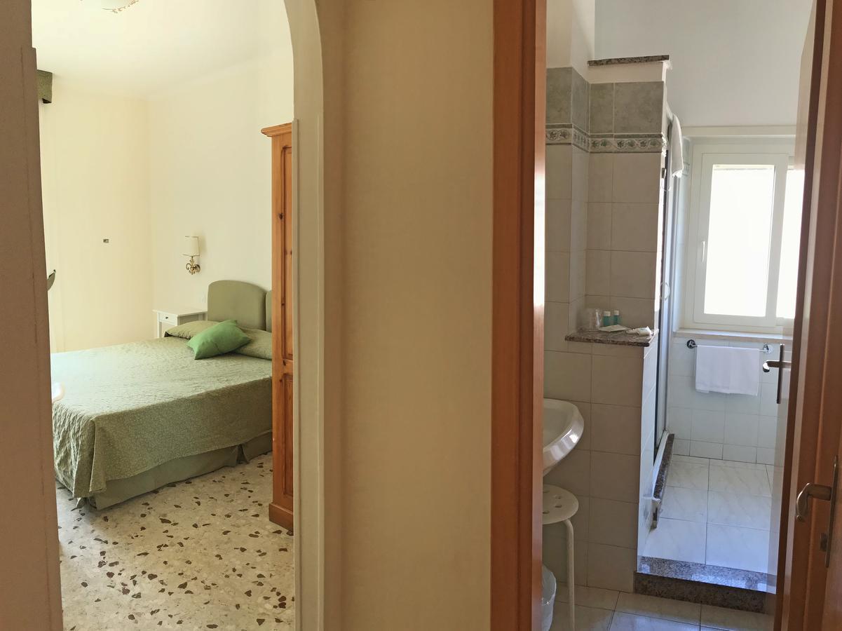 Villa Del Sole Террачина Екстер'єр фото