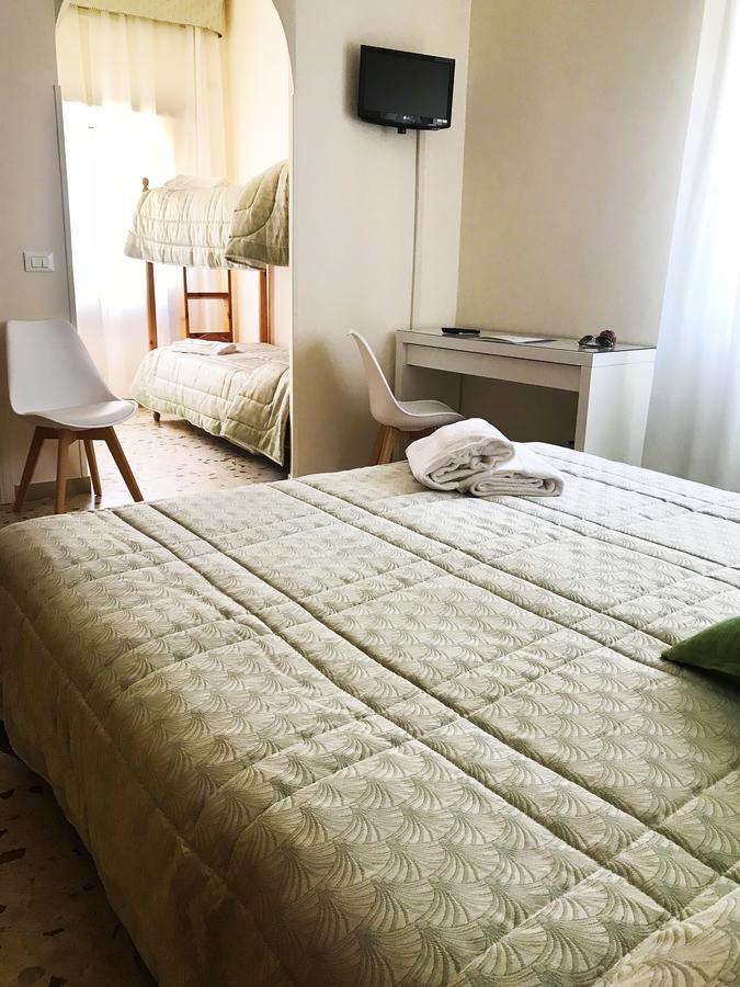 Villa Del Sole Террачина Екстер'єр фото